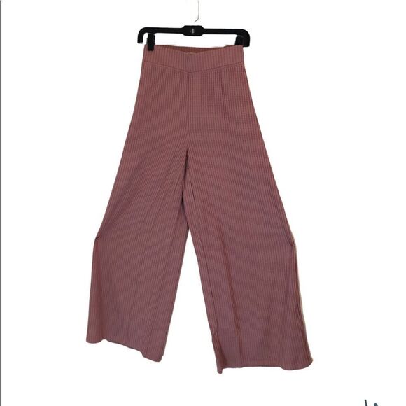 ALL WORTHY —-  Honey comb culottes in the color ash rose.  NWT - Picture 2 of 6